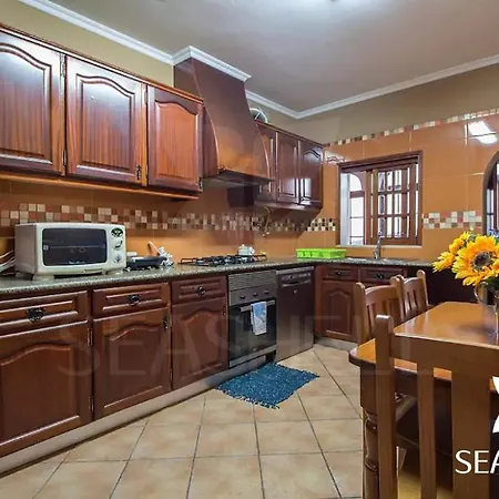 Casa Dos Mocos * بلوكويم